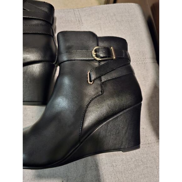 LifeStride Black Ankle Wedge Boots Size 8.5 Dressy Heel Booties Comfort Shoes - Picture 4 of 9